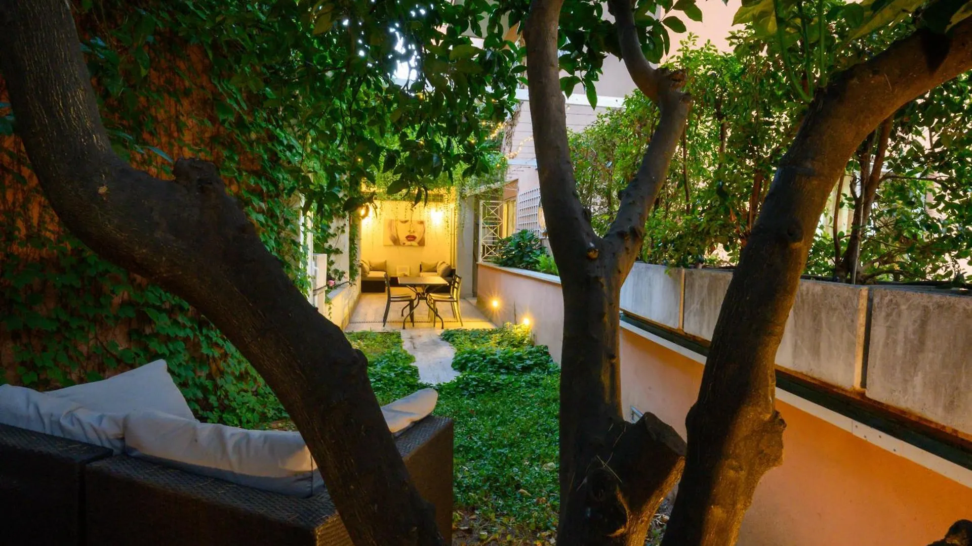 Apartman Vatican City Historic Center -Luxury Flat With Garden And Private Parking Róma